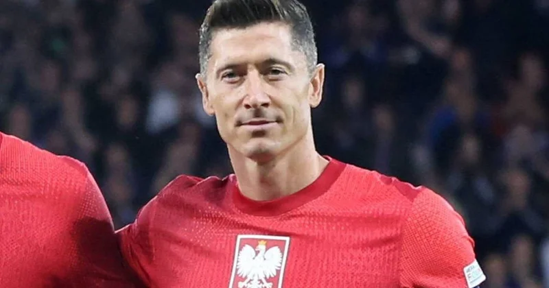 Levandovskidən karyerası ilə bağlı anons: Hər şey tezliklə həll olunacaq