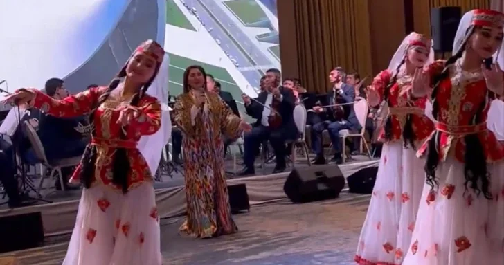 Песню Карабах исполнили в Ташкенте