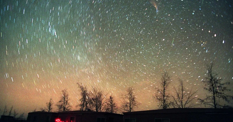 “Leonid” meteor yağışı pik həddə çatır