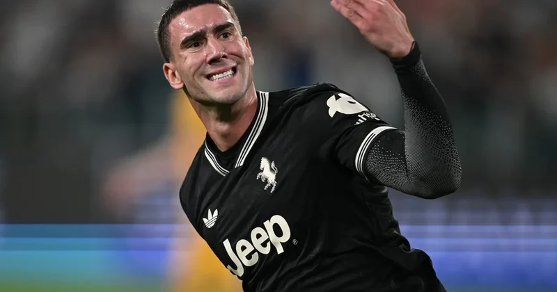 Yuventus un hücumçusu bir neçə klubun diqqət mərkəzinə düşüb