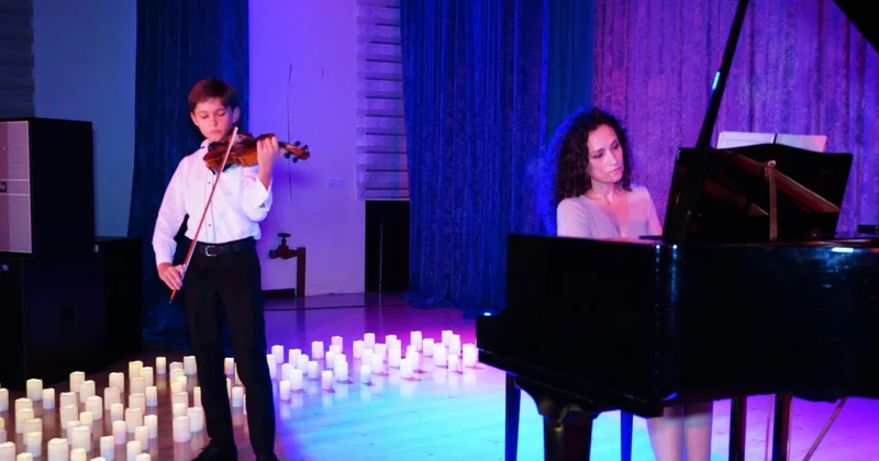 Dövlət Uşaq Filarmoniyasında Barokko dövrünün abu havası yaşandı FOTO