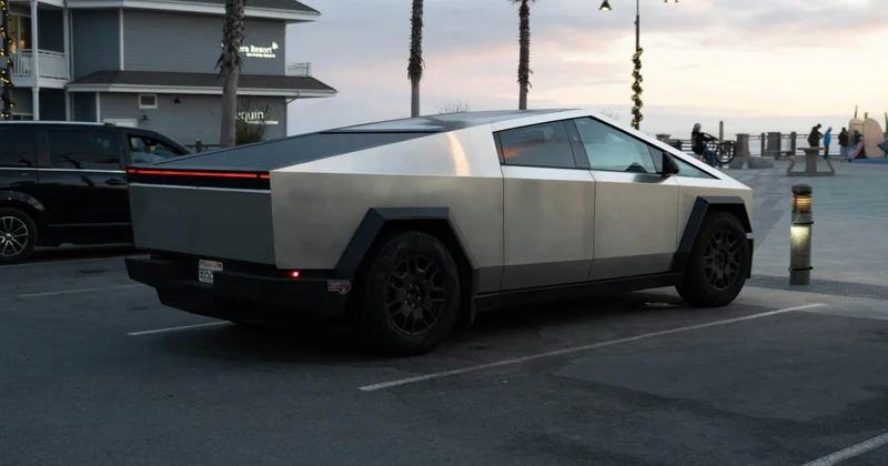 Tesla требует от поставщиков отказаться от деталей из Китая