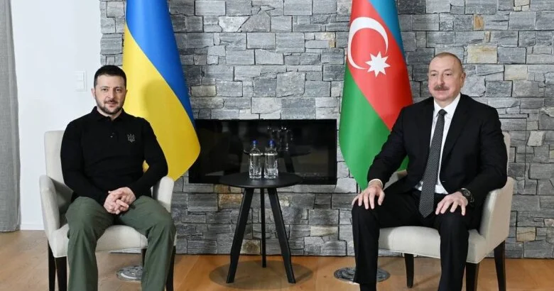 Zelenski Əliyevə zəng edib