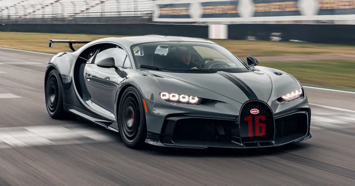 В Азербайджане выставлен на продажу Bugatti Chiron Pur Sport стоимостью 7,5 млн манатов