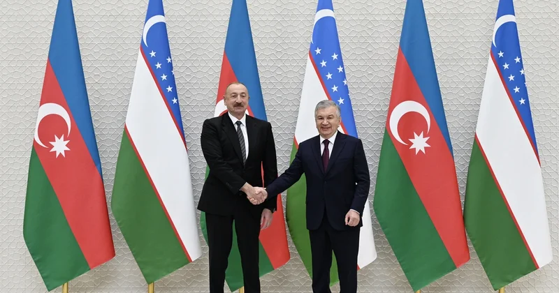 İlham Əliyevin Şavkat Mirziyoyevlə təkbətək görüşü oldu FOTOLAR