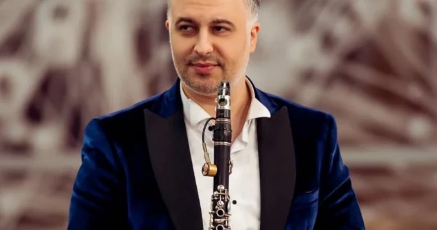 Klarnet ustası Hüseyn xanım izləyicisini təhqir etdi FOTO