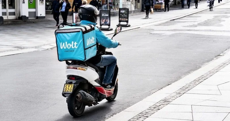 “Bolt” şirkəti kuryeri niyə cəzalandırdı? VİDEO