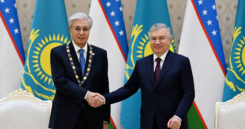 Tokayevi “Dostluq” ordeni ilə təltif etdi