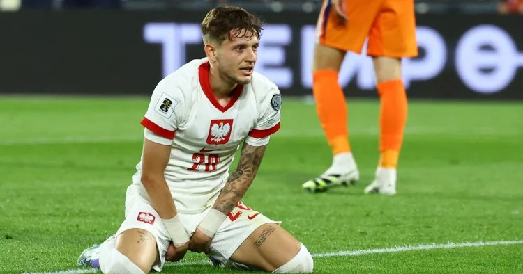 Fənərbaxça nın futbolçusu millidə zədələndi