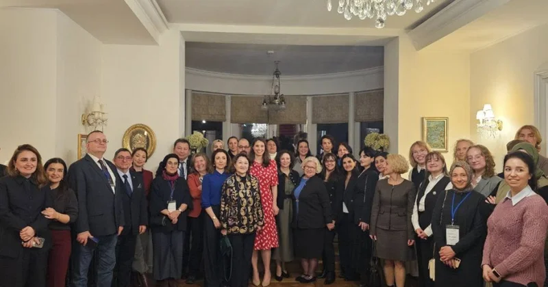 Varşava Universitetində Azərbaycanın qədim xəritələrindən ibarət unikal qalereya açılıb