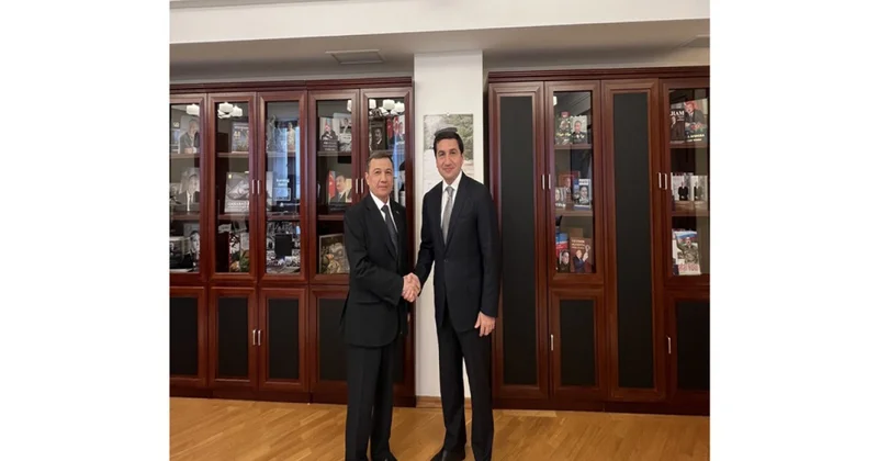 Hikmət Hacıyev Türkmənistan səfiri ilə görüşüb