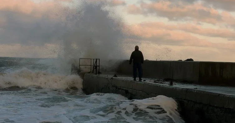 Britaniyada fövqəladə vəziyyət ELAN EDİLDİ FOTO