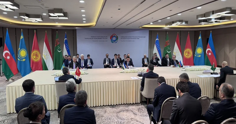 Ceyhun Bayramov ilk dəfə Mərkəzi Asiya XİN rəhbərlərinin görüşündə iştirak edib