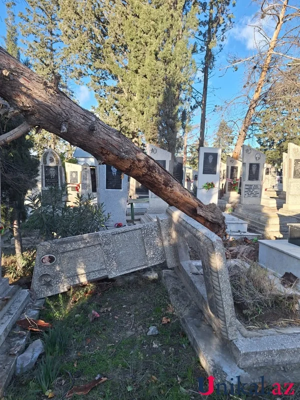 Azərbaycanda bu qəbiristanlıq dağıldı FOTO