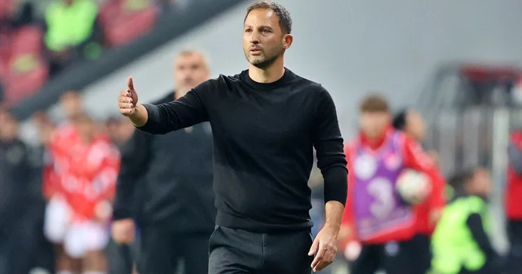 “Fənərbağça”da ayrılıq siyahısı bəlli oldu