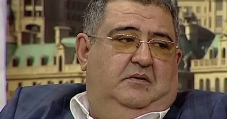 Şair Vüqar Əhməd saxlanıldı və buraxıldı YENİLƏNİB