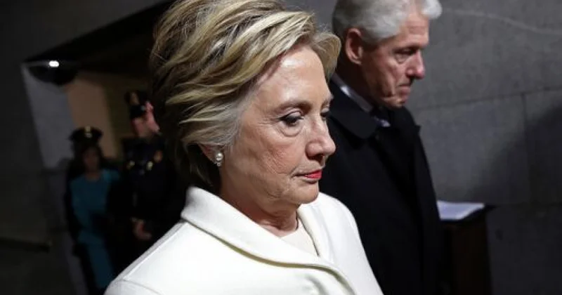 Дело Эпштейна: Молчание Клинтонов может стоить им свободы