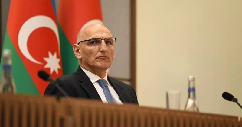 Эльчин Амирбеков встретился с госсекретарем Нидерландов по внешней торговле и развитию