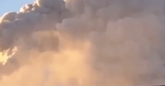 В Колумбии извергается вулкан ВИДЕО