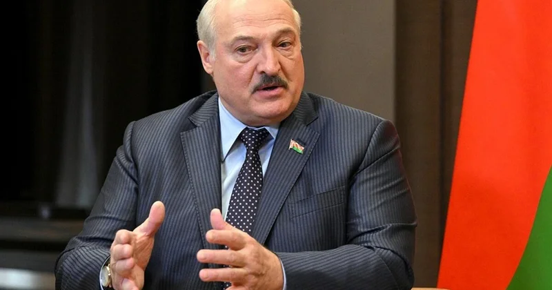 Lukaşenkonun Trampla xanımına etdiyi hədiyyə məlum oldu