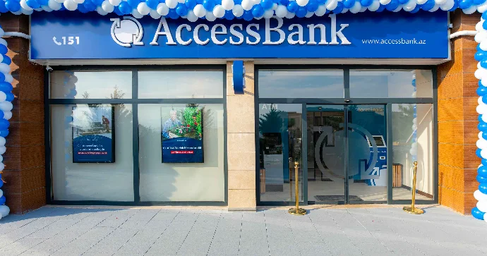 AccessBank ın debet kartları ilə bağlı qayda narazılıq yaradıb