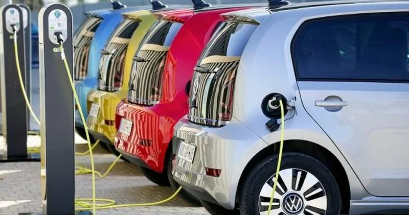 Dünyada elektromobillərə tələbatın artdığı bir vaxtda Azərbaycanda niyə azalıb? VİDEO