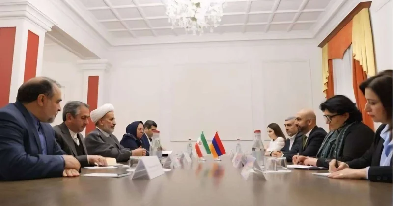 İran millət vəkilləri Ermənistana getdi