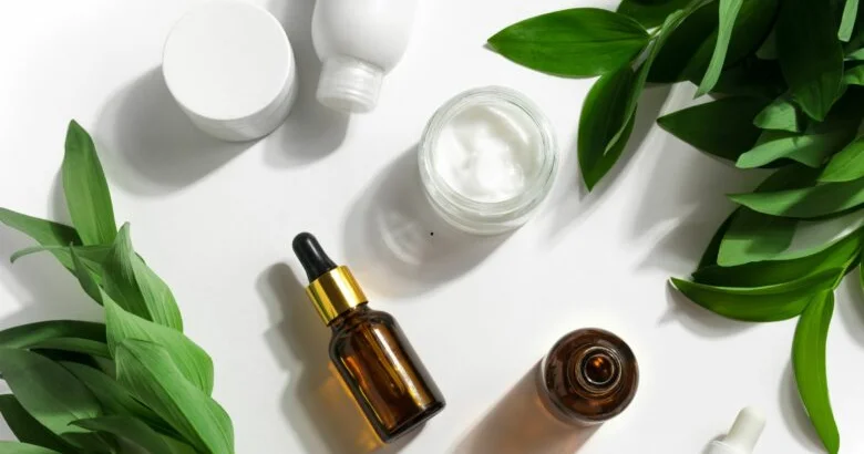 Dermatoloq qışda dəriyə düzgün qulluq qaydalarını açıqladı