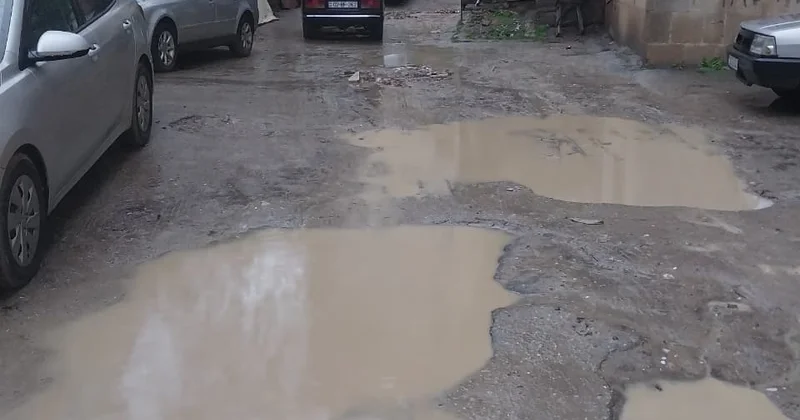 Su içində qalan elektrik xətləri, qəzalıdır, KONKRET