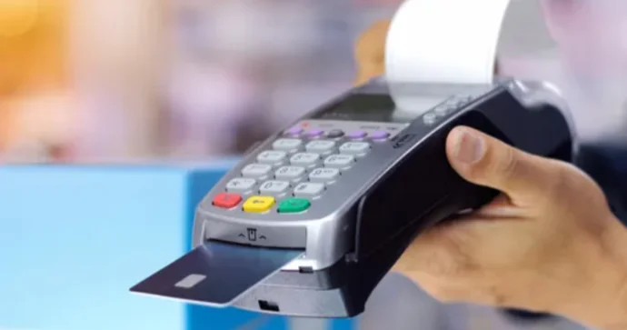 Hansı bankların POS terminalları daha sərfəlidir? SİYAHI