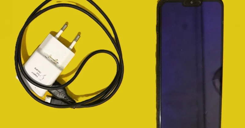 Məhkuma telefon ötürülməsinin qarşısı alınıb