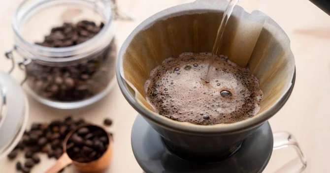 Kimisi zərərli deyir, kimisi fincan fincan içir Mütəxəssislər qəhvənin sağlamlığa təsirini açıqladı