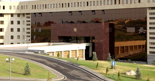 Ermənistan Müdafiə Nazirliyinin əməkdaşı qəzada ölüb