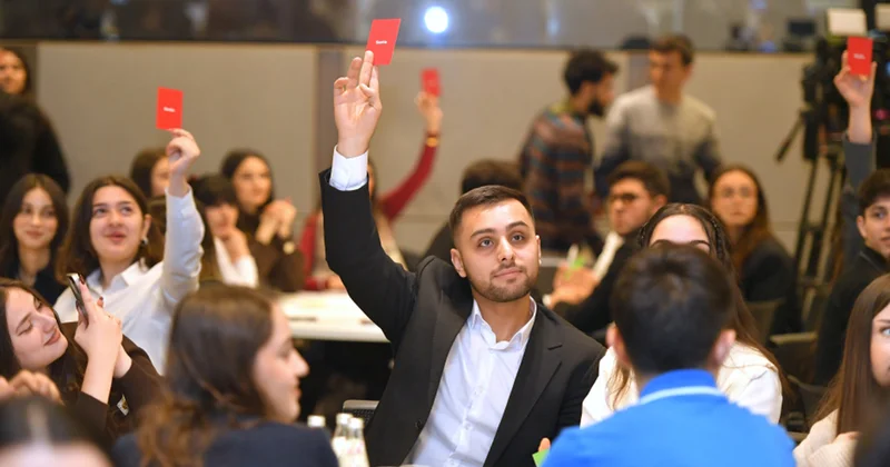 Yekun konfrans keçirildi Fotolar