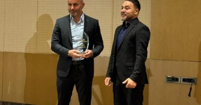 Qurban Qurbanova ilin məşqçisi mükafatı təqdim edilib