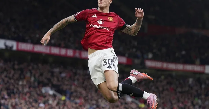 Benjamin Şeşko “Mançester Yunayted”də məşqlərə qayıdıb