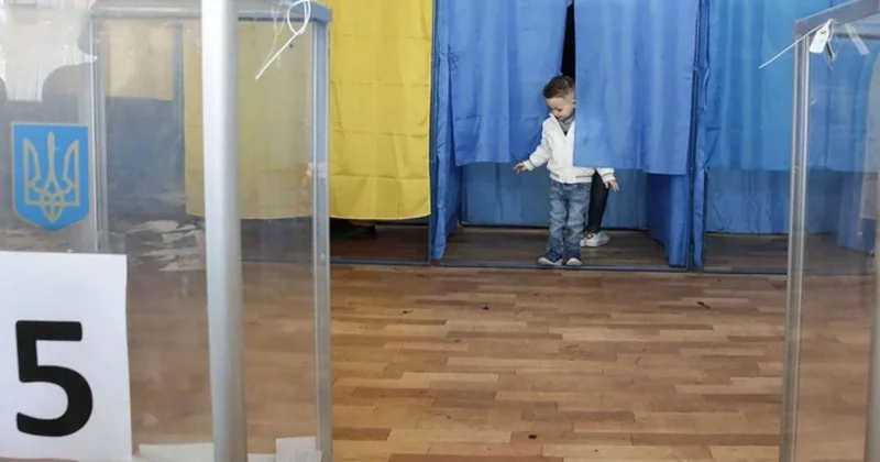 Ukraynada 100 gün ərzində prezident seçkiləri keçirilə bilər