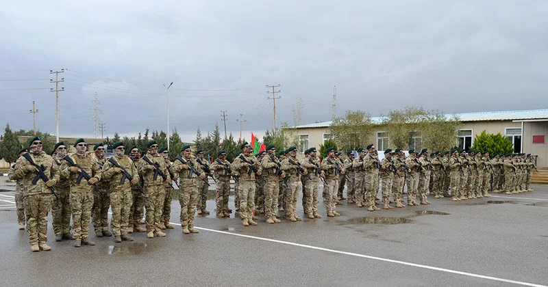 В Азербайджане завершилась подготовка бойцов подводного штурмового спецназа ФОТО