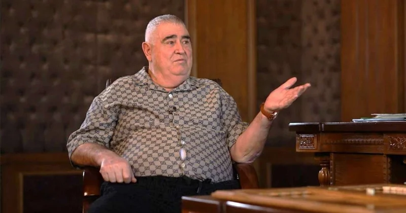 Şərurlu İsfəndiyarın geyiminin qiyməti şok etdi