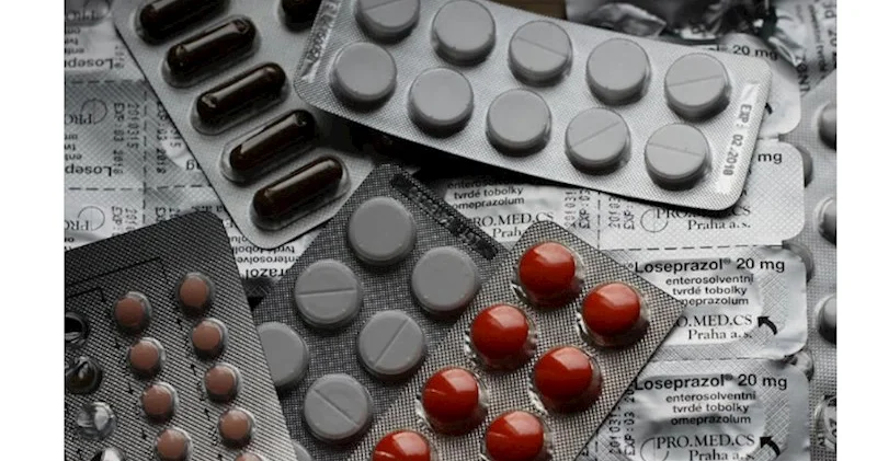 Nəzarətsiz dərman qəbulu bu fəsadlara səbəb olu AÇIQLAMA