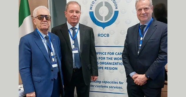 İSİ əməkdaşları beynəlxalq seminarda iştirak ediblər FOTO