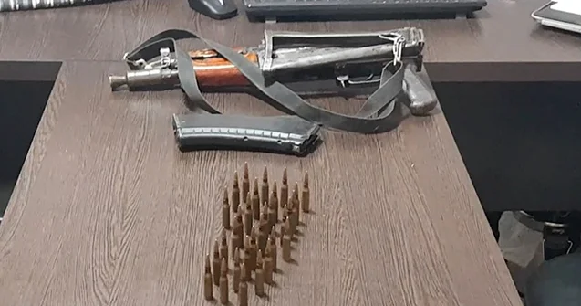 Polis 14 avtomat aşkarladı Foto