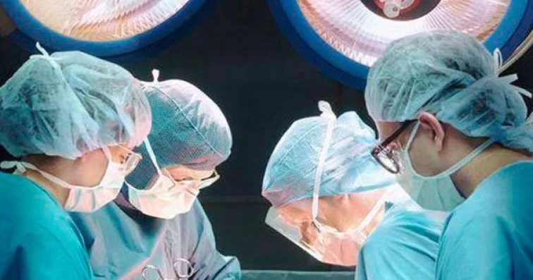 Səhiyyə Nazirliyi: Orqan köçürülmüş xəstələrdə laborator nəzarət gecikməməlidir