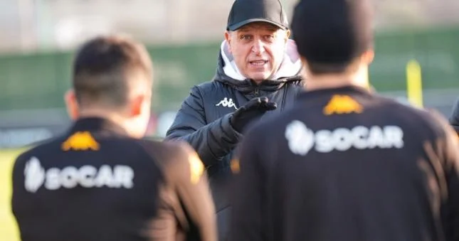 Mən sehrbaz deyiləm, amma komandanı ən azı 3 cü yerə qaldırmalıyıq Yuri Vernidub