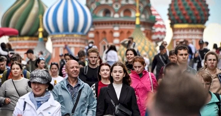 Rus gəncliyi məhvə doğru gedir: rəsmi araşdırma