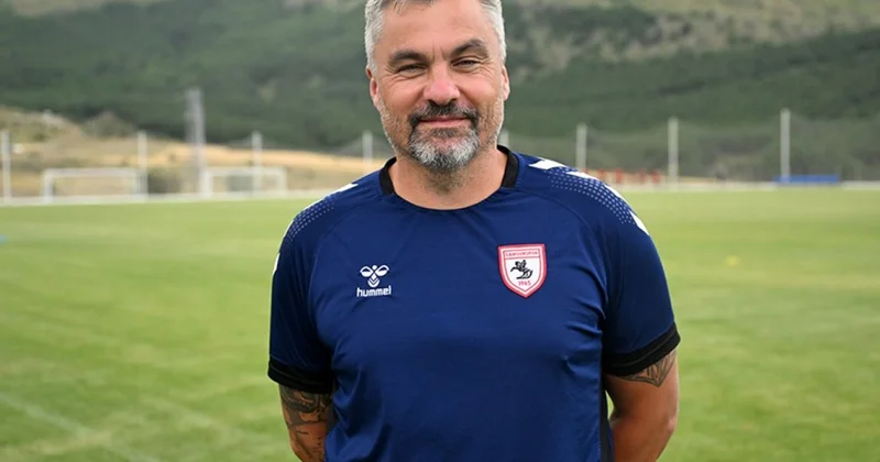 Türkiyə klubu almaniyalı baş məşqçi ilə müqaviləni yeniləyəcək