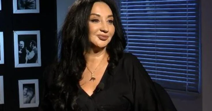 Xalq artisti müğənniliyə başlayır 15 minə toya gedəcək