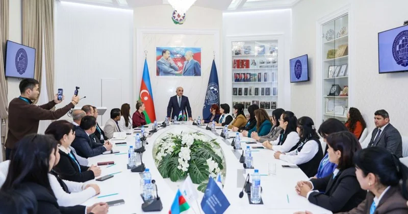 UNEC də özbəkistanlı müəllimlərə təlim keçirildi FOTOLAR