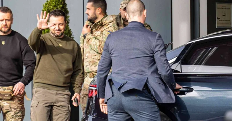 Zelenski Haaqaya gedir