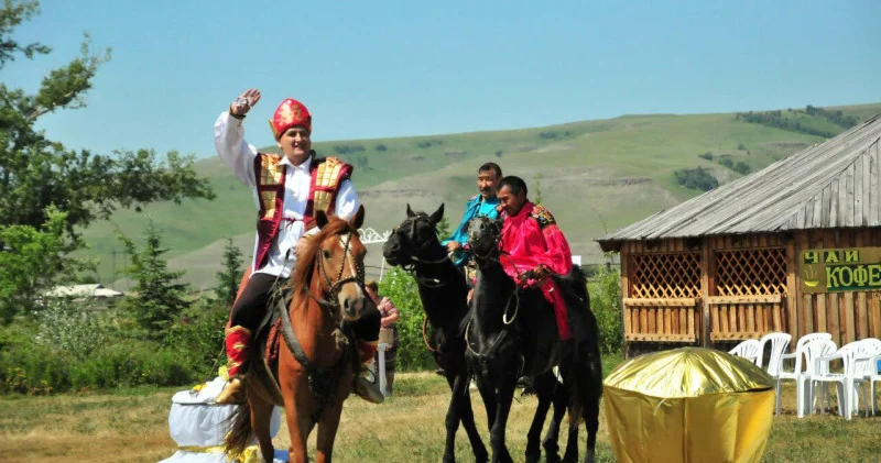 Xakaslar: Cənubi Sibir türkləri, şaman ənənəsinin davamçıları (III yazı)